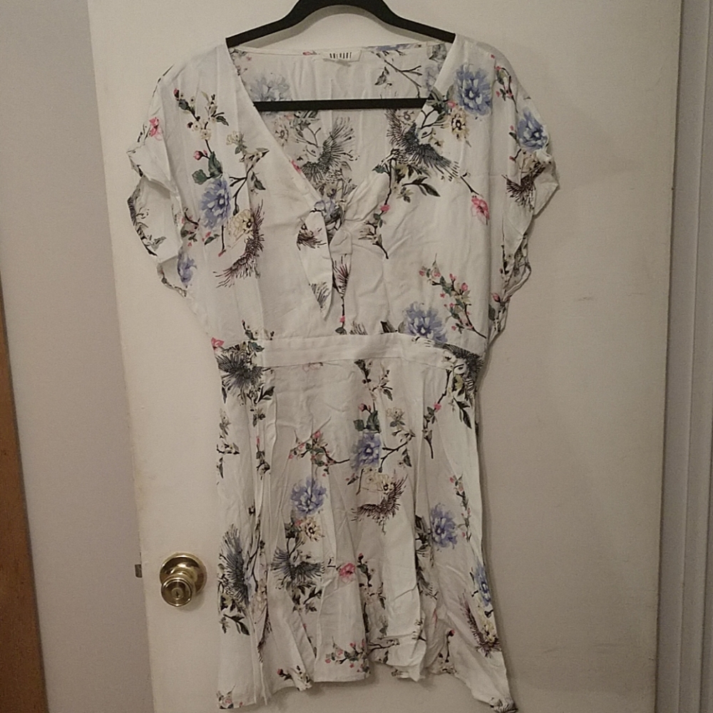 Juniors onehart dress